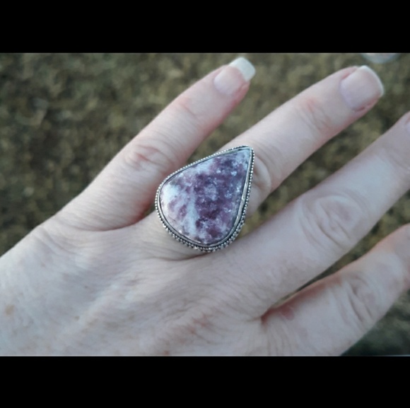 New Lepidolite Antique Design 925 Silver Ring. - Picture 6 of 8